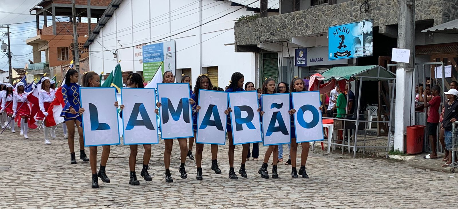 Lamarão - Desfile Cívico em celebração a Independência do Brasil destaca importância da Escola para sociedade